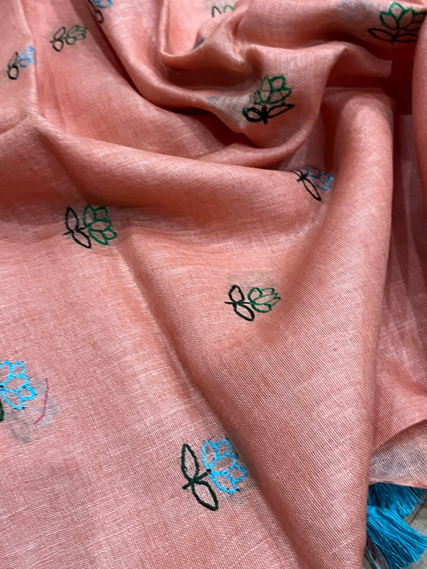 LINEN DUPATTA: Salmon Linen Dupatta with embroidered flower with Tassels | KIHUMS Dupatta