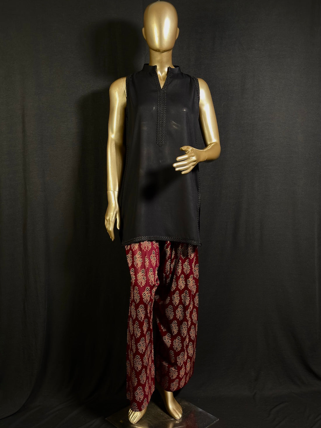 HANIA Cotton Floral Printed Kurta Set for women | Summer Kurta set