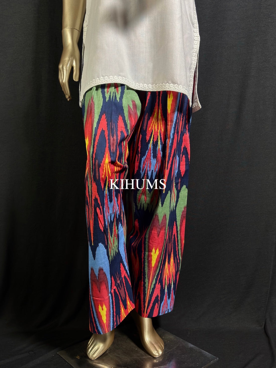 HANIA Cotton Floral Printed Kurta Set for women | Summer Kurta set