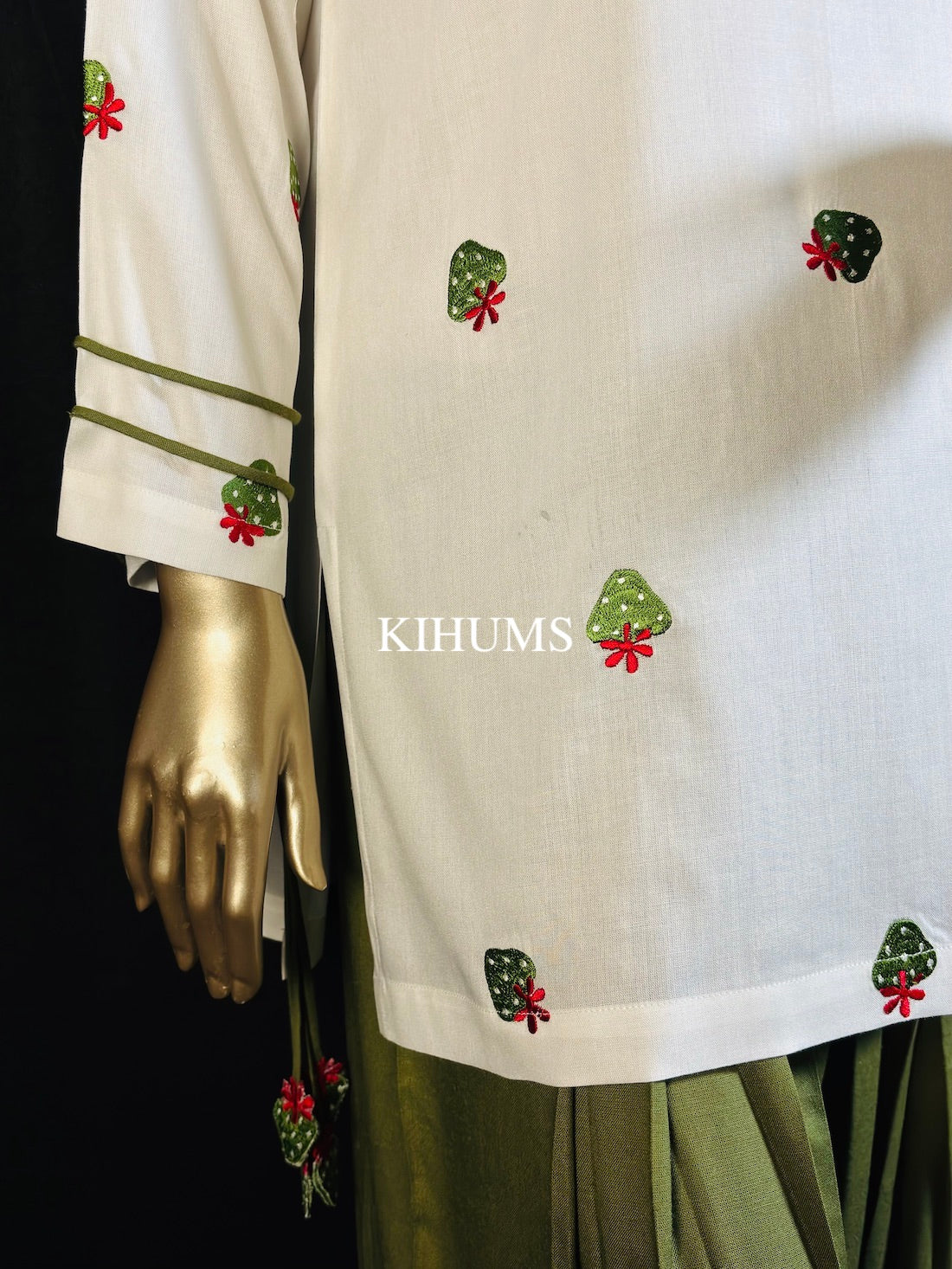 STRAWBERRY Farshi Shalwar Kurta Set | Embroidery work | Kurta Sets for women