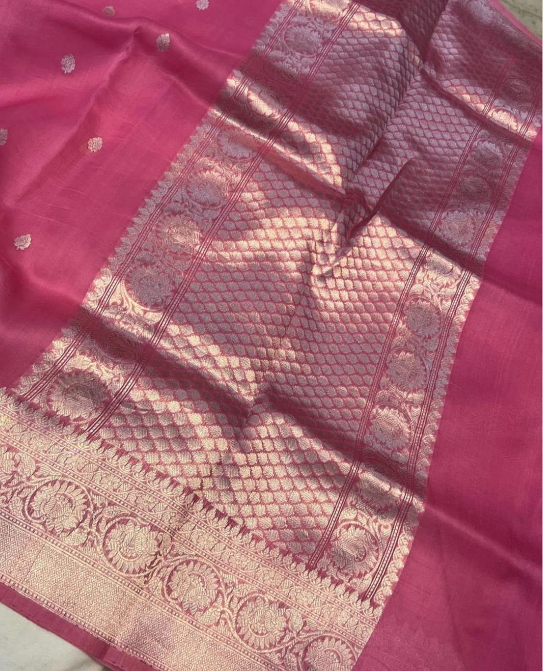 Magenta Pink Shade Organza Silk Saree |Zari motifs & Zari Meenakari Border | KIHUMS Saree