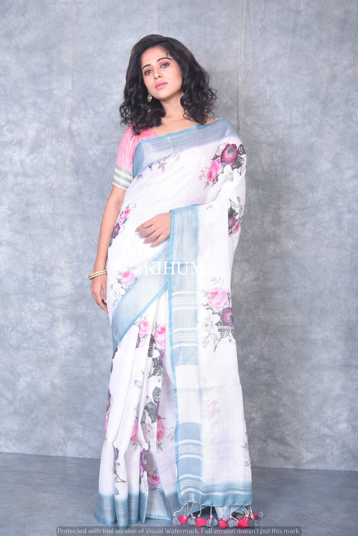 White Floral linen saree I Linen Sarees I Handwoven Saree I Pretty Sari | Contrast Border