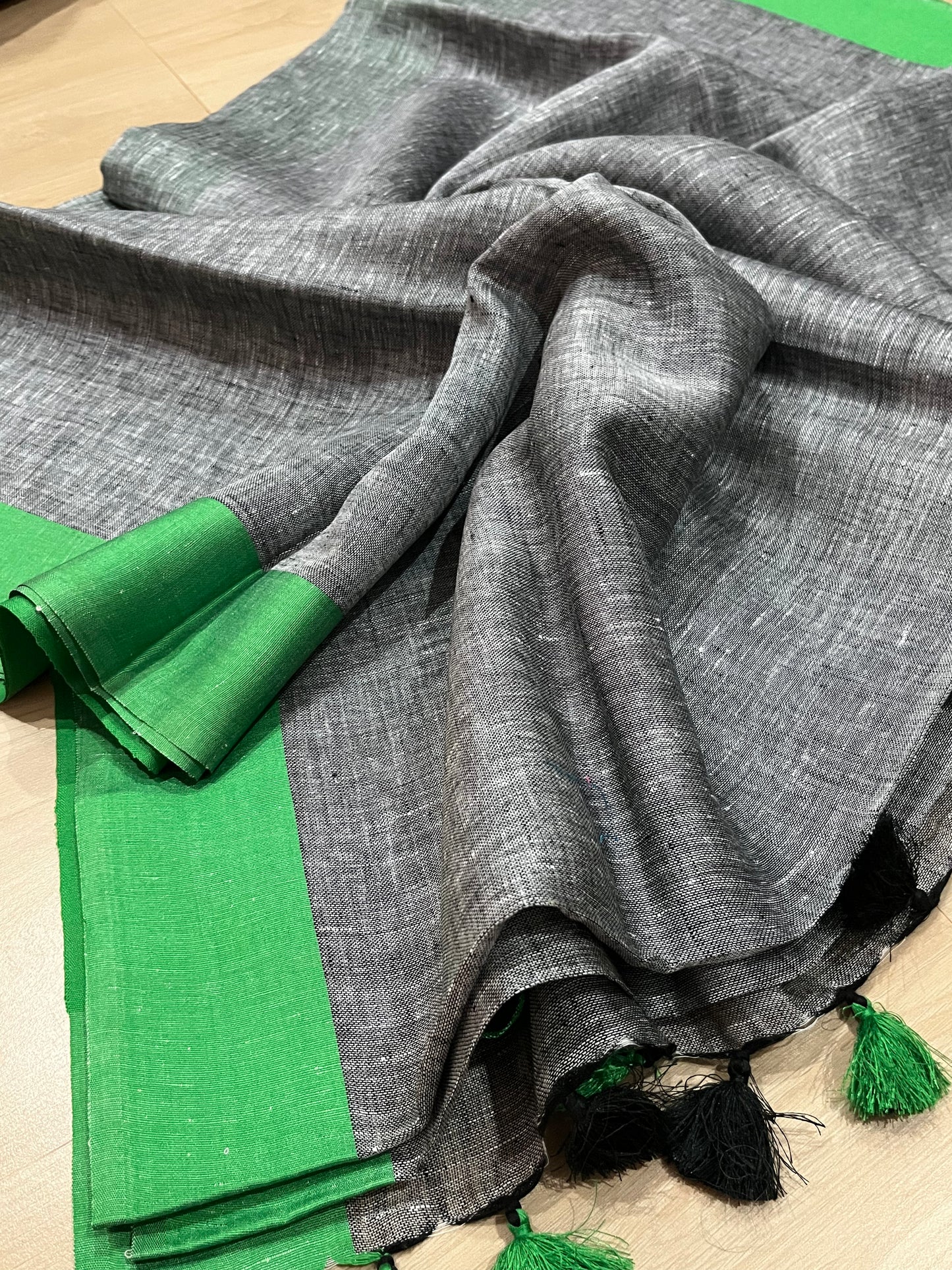 Grey shade Handwoven organic Linen Saree | Contrast border| KIHUMS Saree