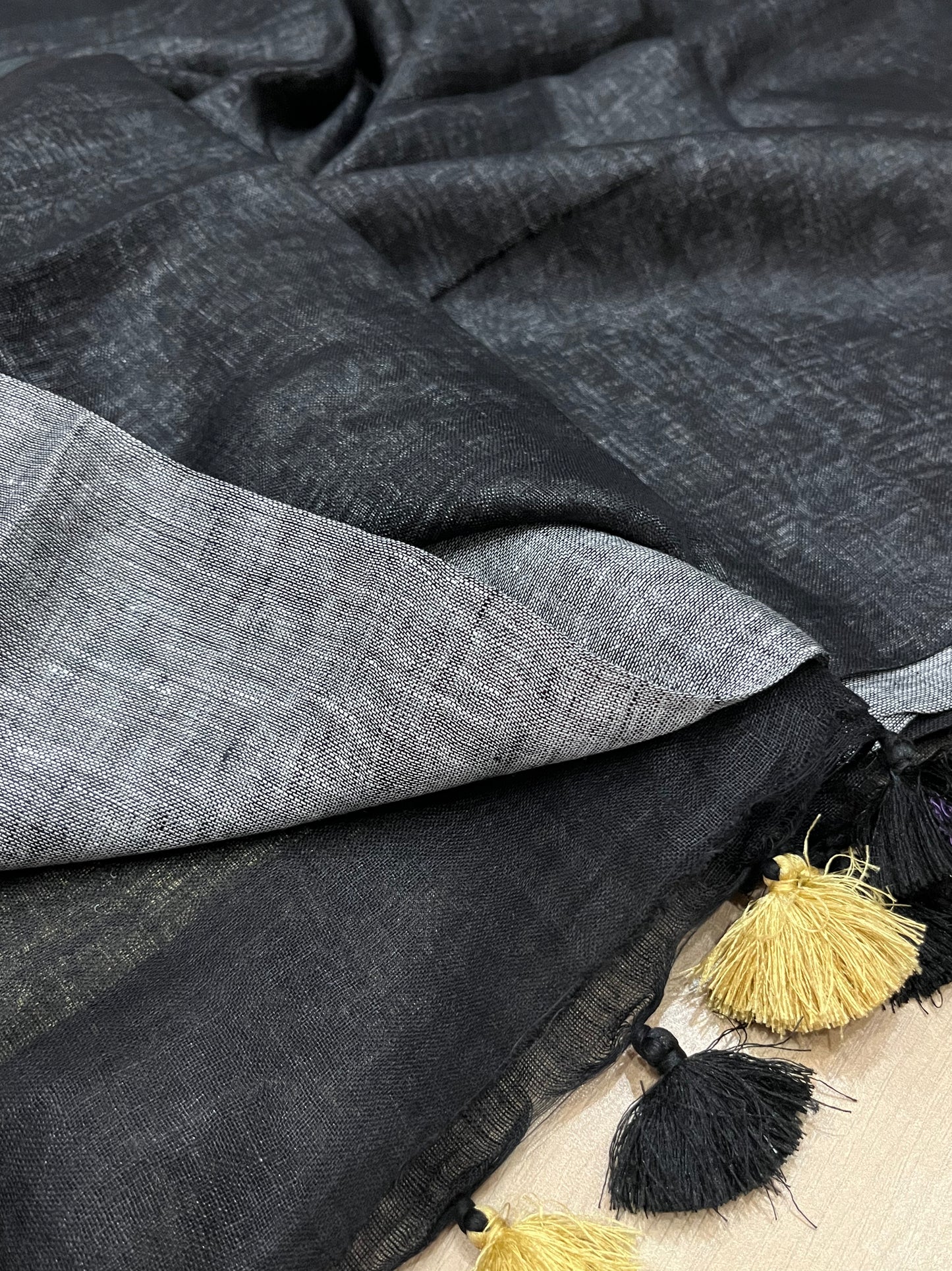 Black & Grey Handwoven organic Linen Saree | Contrast pallu | KIHUMS Saree