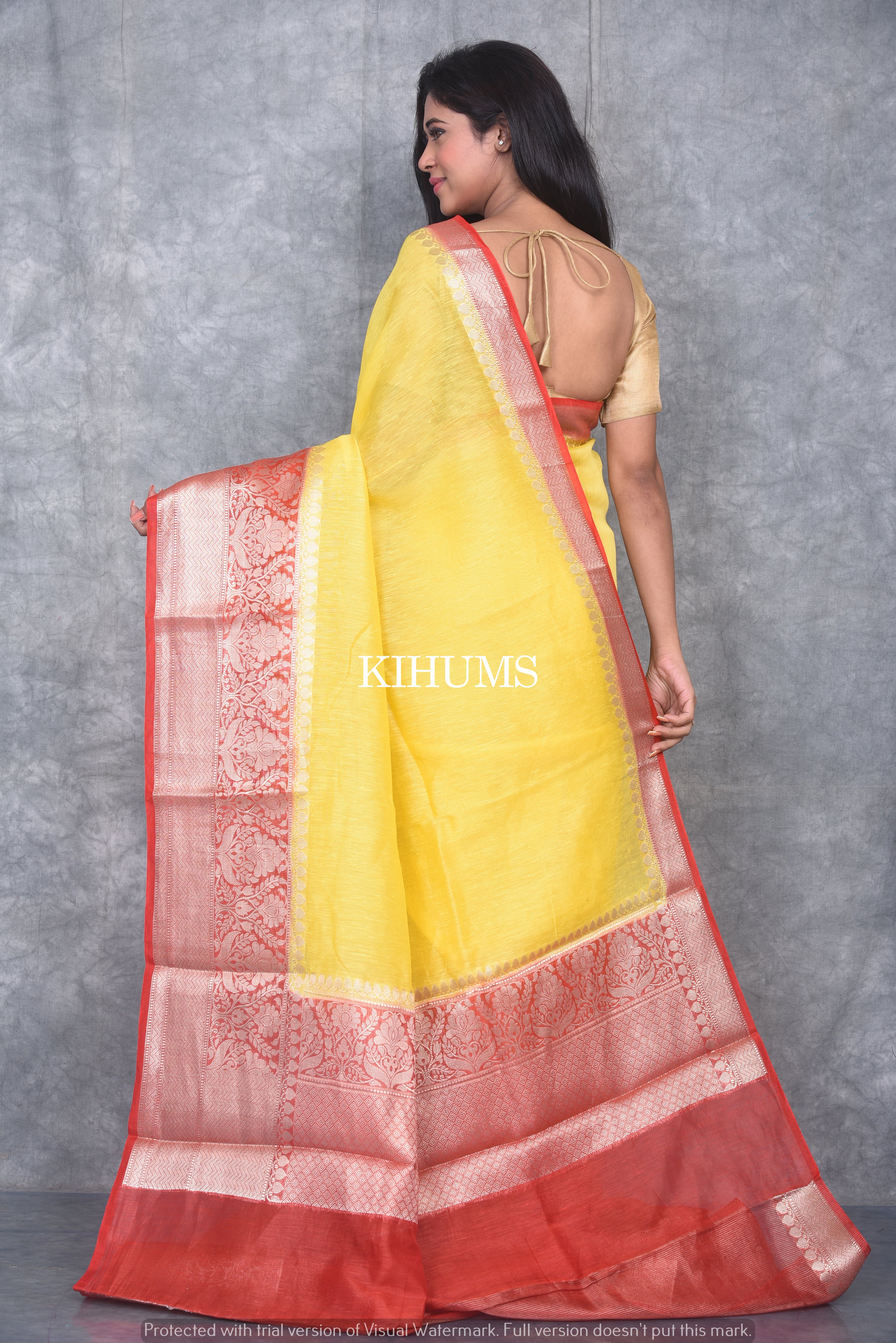 Yellow Cotton Linen Printed Pallu Saree With Silver Border